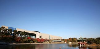 국립중앙박물관, 올해 400만 명 찾아 – Nat’l Museum of Korea attracts record 4 millionth visitor in 2023