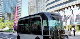 청계천 자율주행버스, 외국인도 편하게 이용한다 – Use of self-driving buses in Seoul eased for foreign tourists