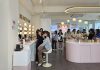 K-뷰티 체험 가능한 ‘뷰티플레이’ 홍대 – Pop-up store gives foreign tourists diverse beauty experience K-뷰티 체험 가능한 ‘뷰티플레이’ 홍대 - Pop-up store gives foreign tourists diverse beauty experience