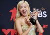 Blossoming Rosé BLACKPINK: ‘APT.’ wins Song of the Year at MTV VMAs – 로제 ‘아파트’ MTV VMA ‘올해의 노래’ 수상···K-팝 가수 최초 Blossoming Rosé BLACKPINK: 'APT.' wins Song of the Year at MTV VMAs - 로제 '아파트' MTV VMA '올해의 노래' 수상···K-팝 가수 최초