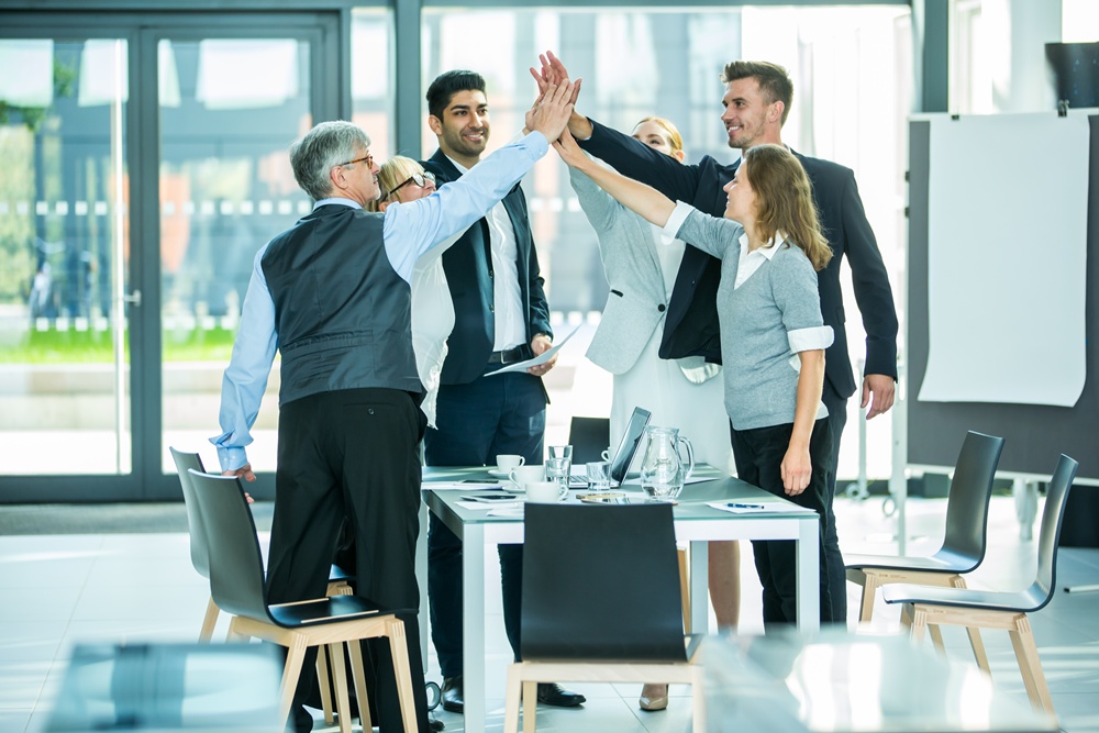 ▲ 중소벤처기업부가 18일부터 다음달 10일까지 '2026년 글로벌 스타트업 창업사업화 지원사업’에 참여할 외국인 창업기업을 모집한다고 밝혔다. The Ministry of SMEs and Startups on March 17 announced the application period of March 18 to April 10 for foreign startups through the Global Startup Commercialization Support Program. (iClickArt) (Unauthorized reproduction and redistribution of this image is prohibited under copyright law.)