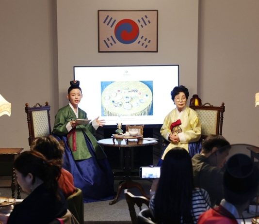 “조선의 봄을 예약하세요”··· ‘2026 궁중문화축전’ 외국인 예매 시작 – Ticketing starts for int’l visitors to K-Royal Culture Festival "조선의 봄을 예약하세요"··· ‘2026 궁중문화축전’ 외국인 예매 시작 - Ticketing starts for int'l visitors to K-Royal Culture Festival