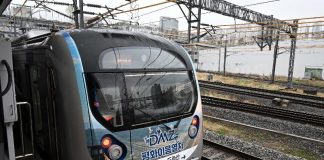 ‘남북연결’ 도라산역 오가는 관광열차 10일 운영 재개 – Tourist train service going to station near NK border resumed '남북연결' 도라산역 오가는 관광열차 10일 운영 재개 - Tourist train service going to station near NK border resumed