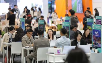국제회의 입국 우대 심사, 1일부터 동반자 2명까지 확대 – Int’l attendee of global conference can bring up to 2 companions 국제회의 입국 우대 심사, 1일부터 동반자 2명까지 확대 - Int'l attendee of global conference can bring up to 2 companions