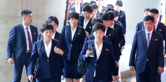 내고향여자축구단 입국···북한 스포츠 선수단으로 8년 만 – First North Korean women’s soccer team Naegohyang in 8 years arrives in South Korea 내고향여자축구단 입국···북한 스포츠 선수단으로 8년 만 - First North Korean women's soccer team Naegohyang in 8 years arrives in South Korea