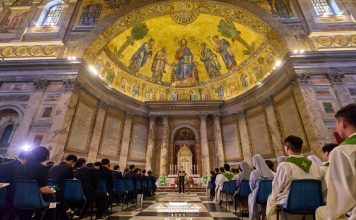 이 대통령, 바티칸 특별미사 기념연설···“평화 체제 구축 최선” – President Lee attends Mass at Vatican, holds talks with Italian PM 이 대통령, 바티칸 특별미사 기념연설···“평화 체제 구축 최선” - President Lee attends Mass at Vatican, holds talks with Italian PM