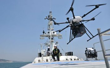 국방부, 드론 2만 대 확보·50만 드론 전사 양성…AI 군집드론·자폭무인기 전력화 – Korea to deploy 20,000 drones, train 500,000 drone warriors with AI swarm drones and loitering munitions 국방부, 드론 2만 대 확보·50만 드론 전사 양성…AI 군집드론·자폭무인기 전력화 - Korea to deploy 20,000 drones, train 500,000 drone warriors with AI swarm drones and loitering munitions