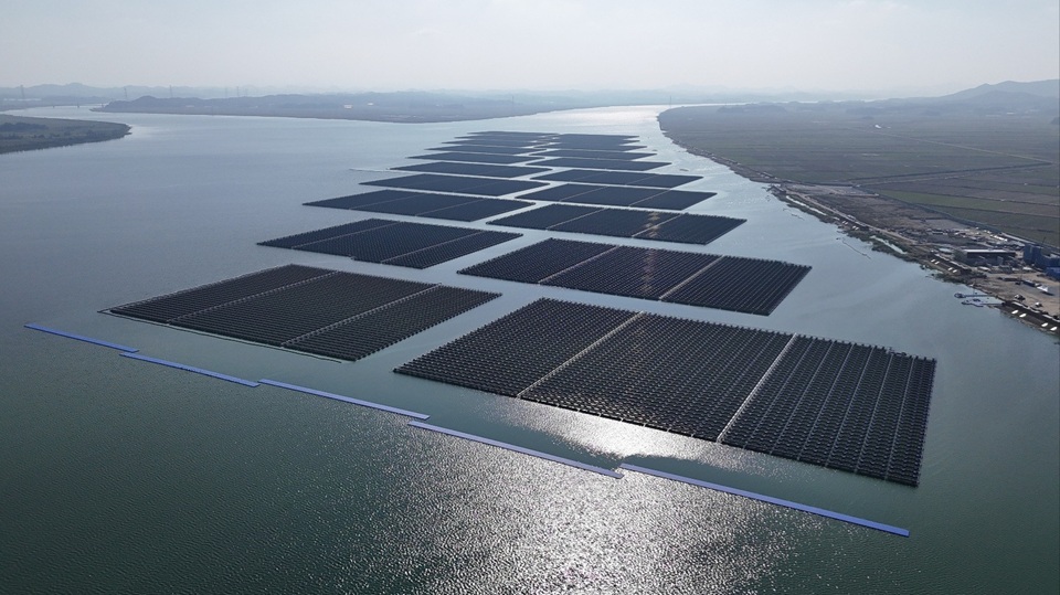 2030년까지 재생에너지 100GW 이상…전력망 혁신으로 수용능력 확대 – Korea Targets Over 100GW of Renewable Energy by 2030 with Power Grid Innovation 2030년까지 재생에너지 100GW 이상…전력망 혁신으로 수용능력 확대 - Korea Targets Over 100GW of Renewable Energy by 2030 with Power Grid Innovation