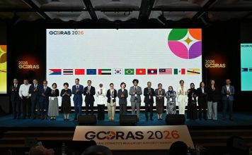 세계 최초 글로벌 화장품 규제기관장 협의체 ‘GCORAS’ 한국서 출범···K-뷰티 안전·규제 협력 강화 – World’s First Global Cosmetics Regulatory Chiefs Platform ‘GCORAS’ Launches in Korea···K-Beauty Safety and Regulatory Cooperation Boosted 세계 최초 글로벌 화장품 규제기관장 협의체 ‘GCORAS’ 한국서 출범···K-뷰티 안전·규제 협력 강화 - World’s First Global Cosmetics Regulatory Chiefs Platform ‘GCORAS’ Launches in Korea···K-Beauty Safety and Regulatory Cooperation Boosted