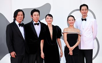 이창동 감독 ‘가능한 사랑’, 제83회 베네치아영화제 심사위원대상 수상···24년 만의 쾌거 – Lee Chang-dong’s ‘Possible Love’ Wins Grand Jury Prize at 83rd Venice Film Festival···First Venice Award in 24 Years 이창동 감독 ‘가능한 사랑’, 제83회 베네치아영화제 심사위원대상 수상···24년 만의 쾌거 - Lee Chang-dong’s ‘Possible Love’ Wins Grand Jury Prize at 83rd Venice Film Festival···First Venice Award in 24 Years
